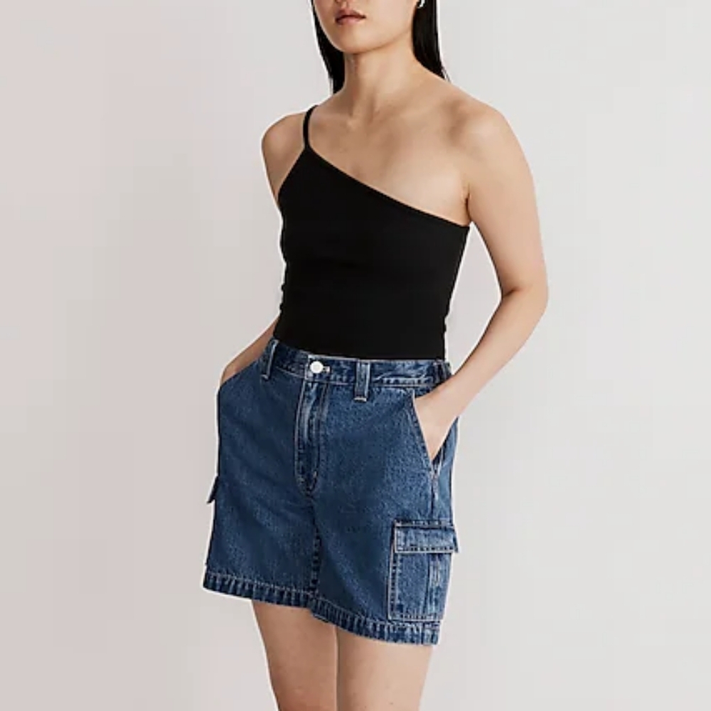 Madewell Low-Slung Straight Cargo Jean Shorts in Melgrave Wash